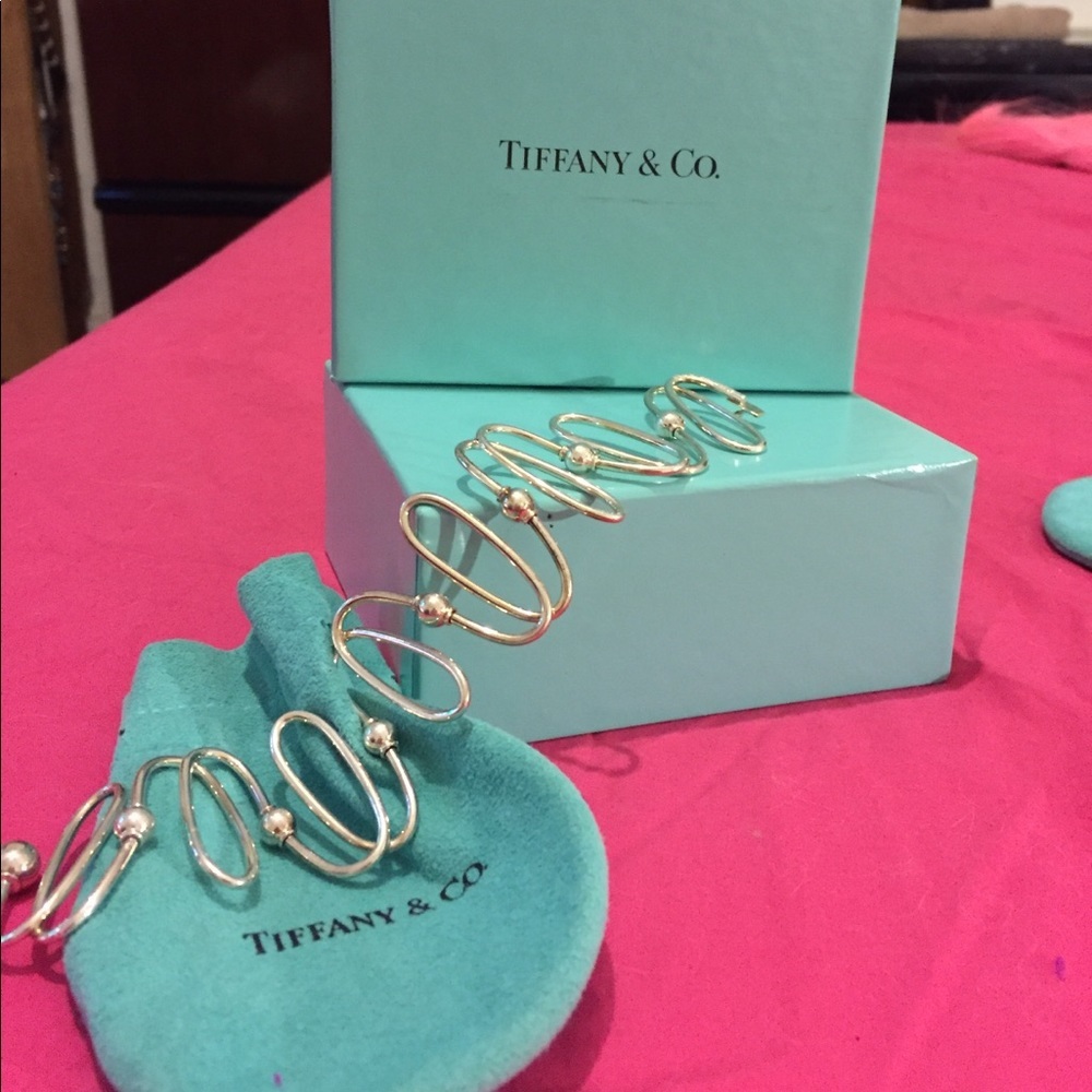 Authentic RARE Tiffany and Co elliptical bracelet